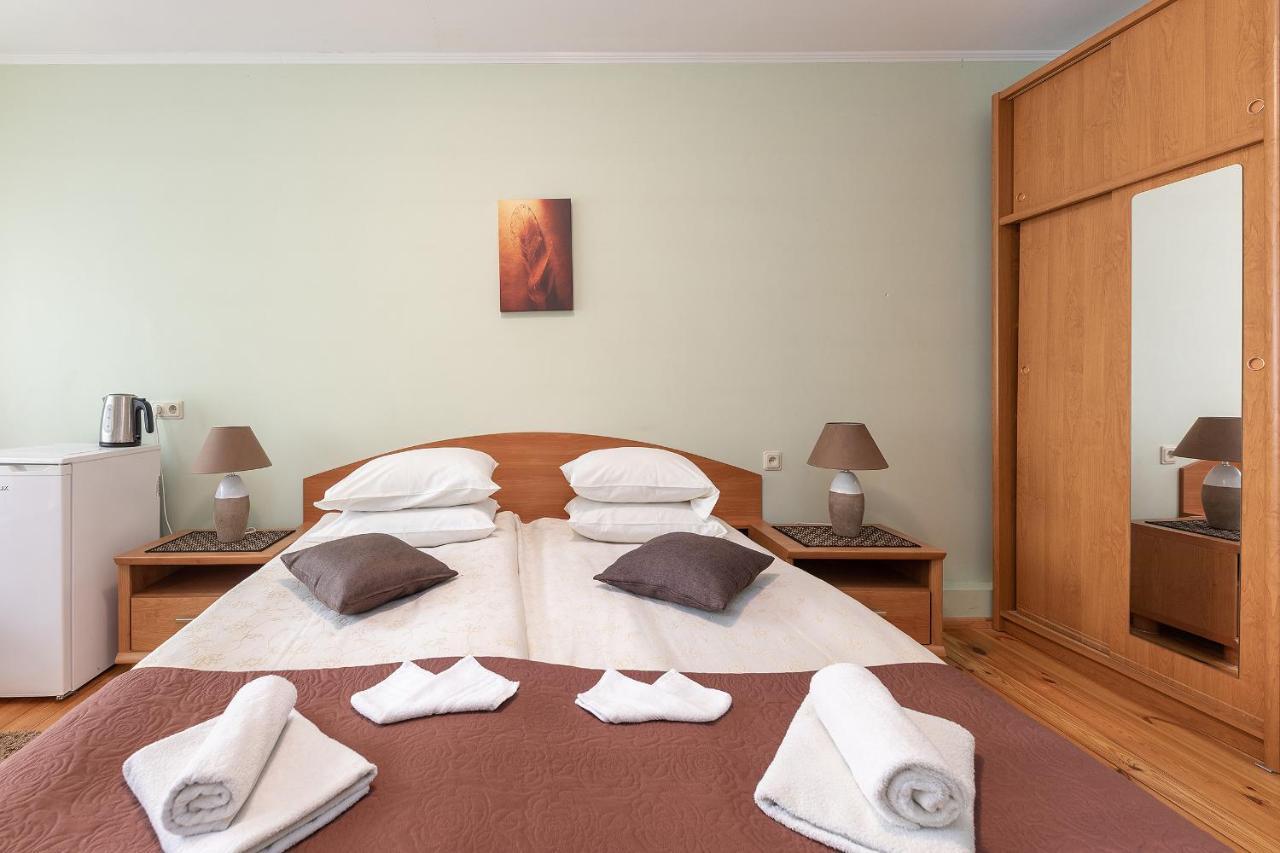 Valensija Hotel Jurmala Exterior photo